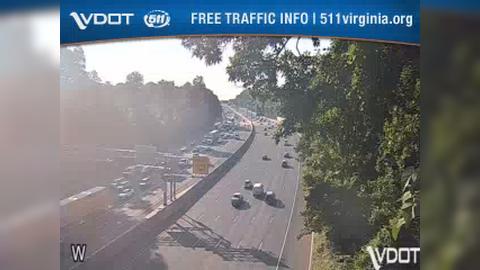 Traffic Cam North Springfield: I-495 - MM 55 - SB - I-495 at end of Express Lanes Player