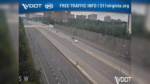 Traffic Cam Alexandria: I-395 - MM 4.5 - NB - Between Seminary Rd and King St Player
