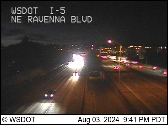 I-5 at MP 170.1: NE Ravenna Blvd Traffic Camera