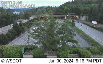Traffic Cam I-90 at MP 7.1: Island Crest Way Arterial Player