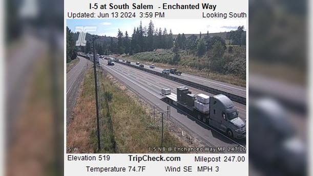 Sunnyside: I-5 at South Salem - Enchanted Way Traffic Camera