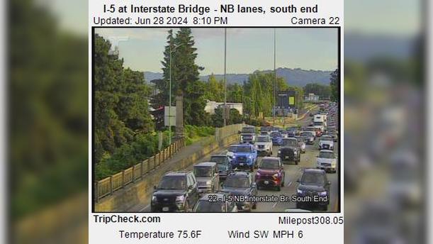Vancouver: I- at Interstate Bridge - NB lanes, south end Traffic Camera