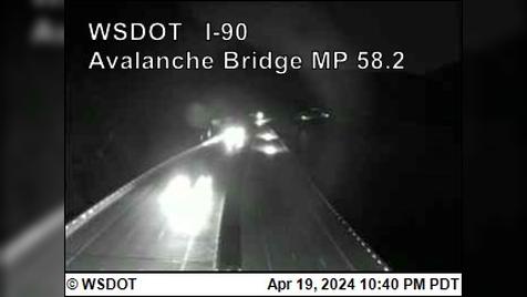 Traffic Cam Hyak: I-90 at MP 58.2: Avalanche Bridge Player