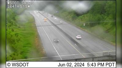 Traffic Cam Brier: SR 525 at MP 1.4: 164th St SW Player