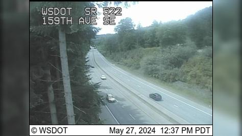 Traffic Cam Brier: SR 522 at MP 22.1: 159th Ave SE Player
