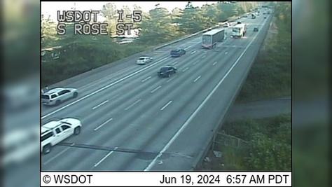 Seattle: I-5 at MP 159.7: S Rose St (Mid-Boeing Field) Traffic Camera