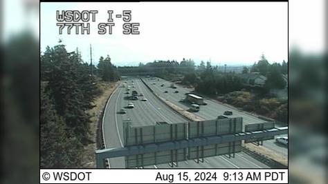 Seattle: I-5 at MP 189.9: 77th St SE Traffic Camera