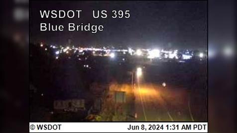 Tri-Cities › North: US 395 at MP 19.2: Blue Bridge Traffic Camera