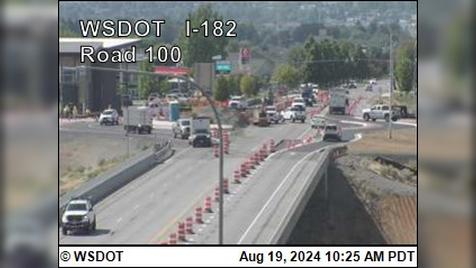 Traffic Cam Tri-Cities: I-182 at MP 7.3: Road 100 Player