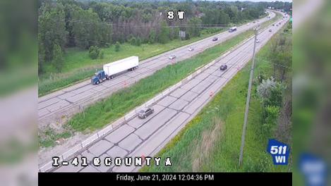 Traffic Cam Howard: I-41 at County A Player